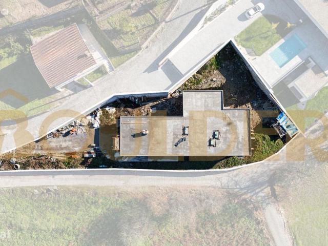 Moradia Trrea T3 nova Moinhos Novos, Povoa de Lanhoso