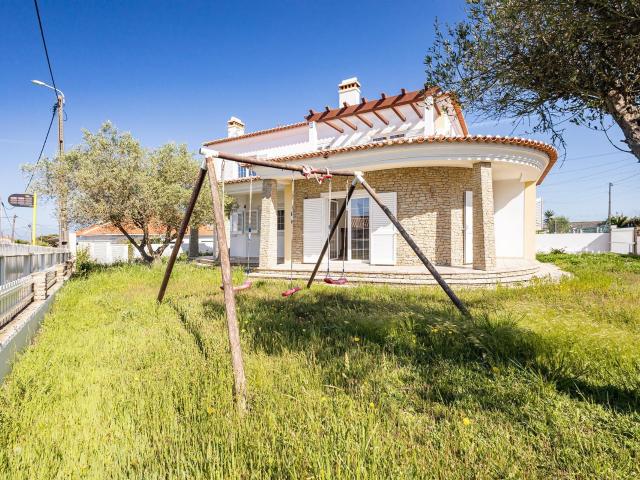 Moradia unifamiliar no Magoito 349m² Sintra São Martinho