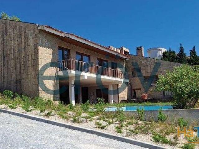 Moradia Unifamiliar com Piscina em Azurém, Guimarães ? Próxima da Universidade do Minho | 26064039807