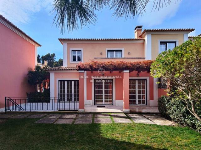 Moradia V4+1 à venda em Bicesse, Alcabideche, concelho de Cascais, Lisboa, Portugal