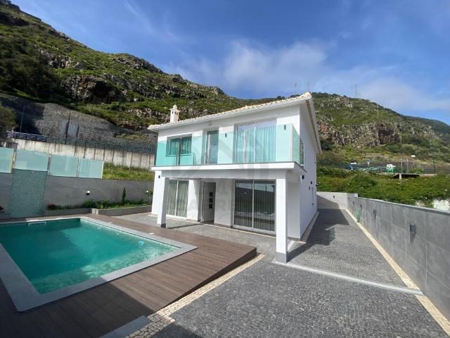 Moradia V4 Machico 205m² Machico