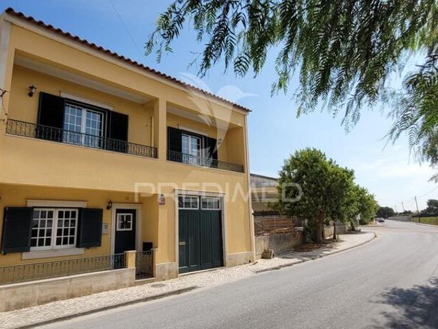 Moradia V4 à venda em concelho de Salvaterra de Magos, Santarém, Portugal