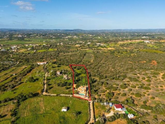 Moradia V4 à venda em Alcantarilha e Pêra, concelho de Silves, Faro, Portugal