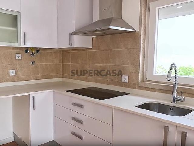 Moradia V4 em Caparica, Vale Cavala, Almada