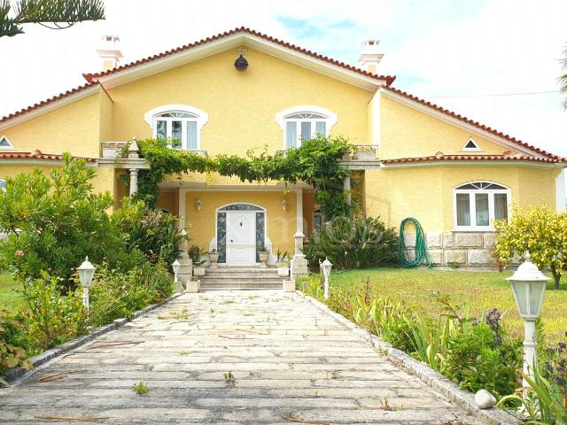 Moradia V4 isolada com piscina, em Beiriz 294m² Póvoa de Varzim, Beiriz e Argivai