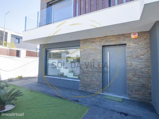 Moradia V4 Isolada Marisol com Piscina 590.000