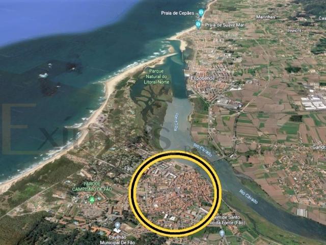 Moradia V4 para restauro, para venda, em Fão 237m² Apúlia e Fão