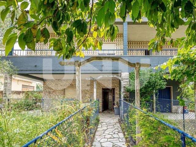 Moradia V6 na Rua 28 de Setembro, em S. João da Talha 189m² Santa Iria De Azoia
