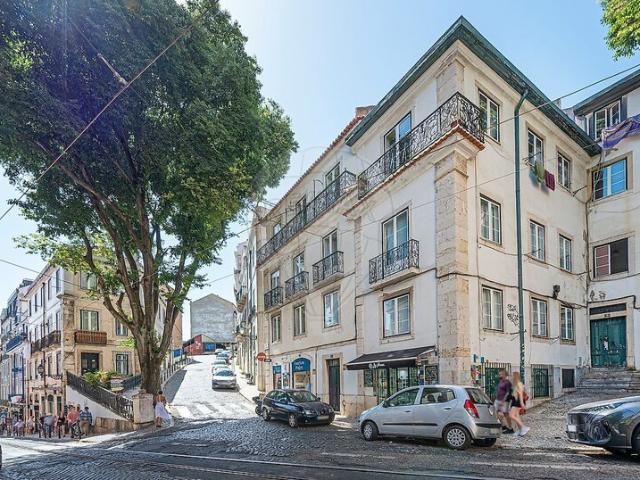 Moradia V6 à venda em concelho de Lisboa, Lisboa, Portugal