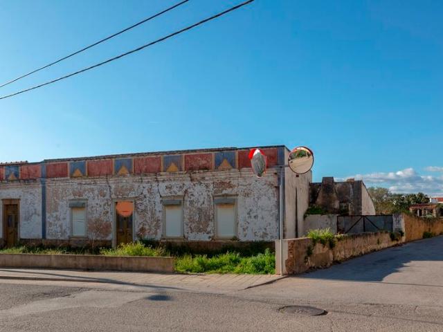 Moradia V6 à venda em Tunes, concelho de Silves, Faro, Portugal