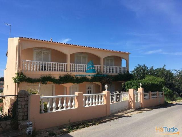 Moradia V6 perto de Vilamoura | 26083248807