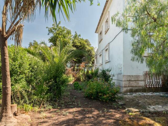 Moradia V7 à venda em Restelo santa Maria de Belém, concelho de Lisboa, Lisboa, Portugal
