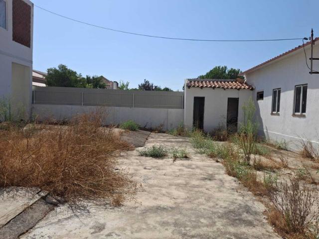 Moradia V1 à venda em Zona Verde, São João Batista, concelho de Entroncamento, Santarém, Portugal