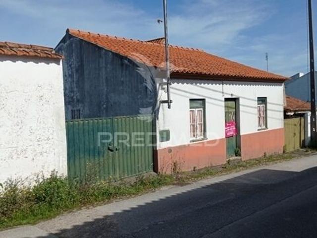 Moradia V2 à venda em concelho de Abrantes, Santarém, Portugal