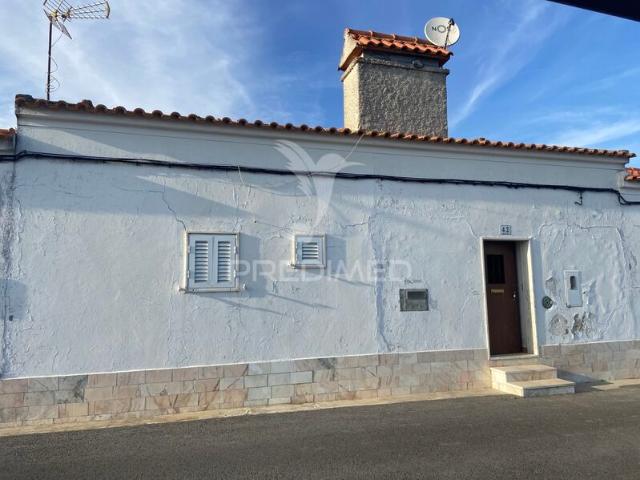 Moradia V2 à venda em São Brás dos Matos, concelho de Alandroal, Évora, Portugal