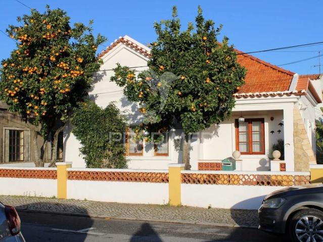 Moradia V2 à venda em concelho de Santiago do Cacém, Setúbal, Portugal