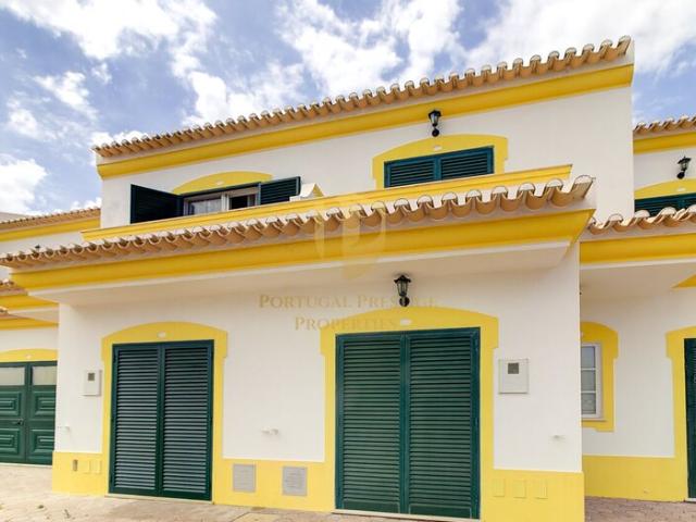 Moradia V2 à venda em Manta Rota, Vila Nova de Cacela, concelho de Vila Real de Santo António, Faro, Portugal