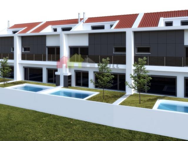 Moradia V3+1 com Piscina em Alcochete