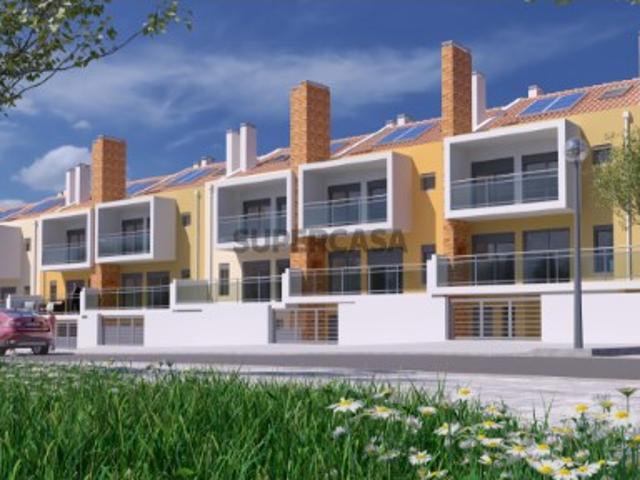 Moradia V3+1 com vista mar