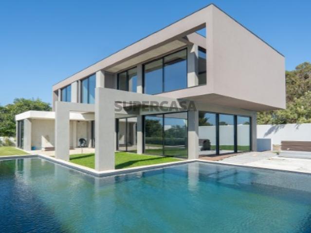 Moradia V3+1 de Luxo com Piscina e Total Vista Mar para Venda em Porto Covo, Sines