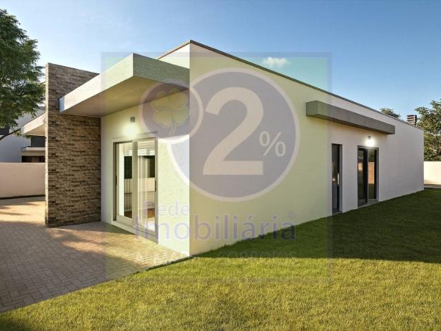 Moradia V3+1! Piscina