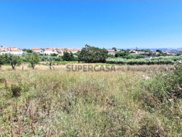 Moradia V3 Maceira p/ remodelar