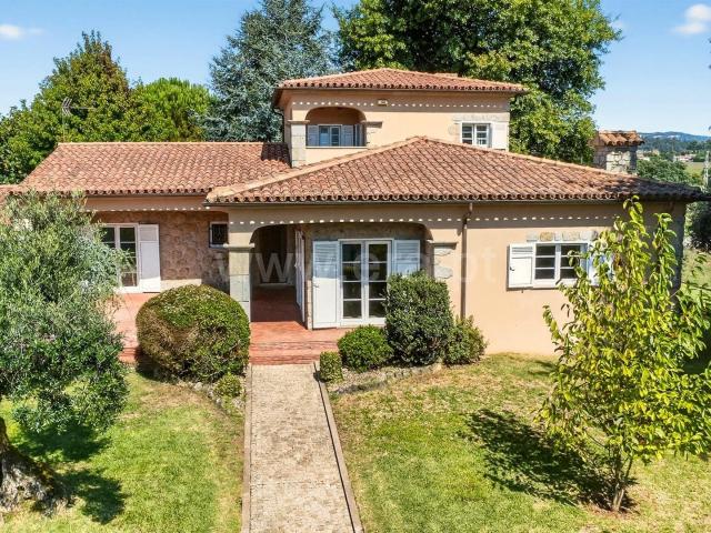 Moradia V3, Manhente, Barcelos 200m² Manhente