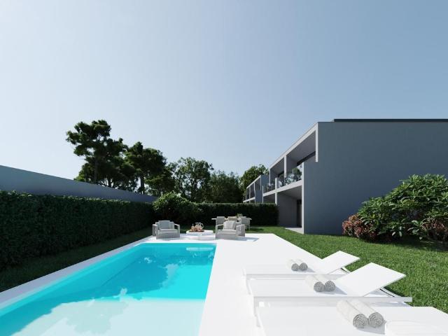 Moradia V3 Nova c/ Logradouro 148m2 em S. Flix da Marinha