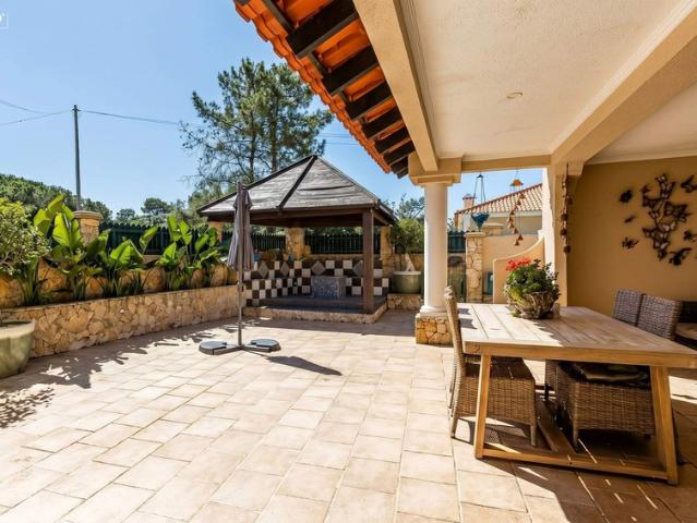 Moradia V3 à venda em Albufeira, concelho de Albufeira, Faro, Portugal
