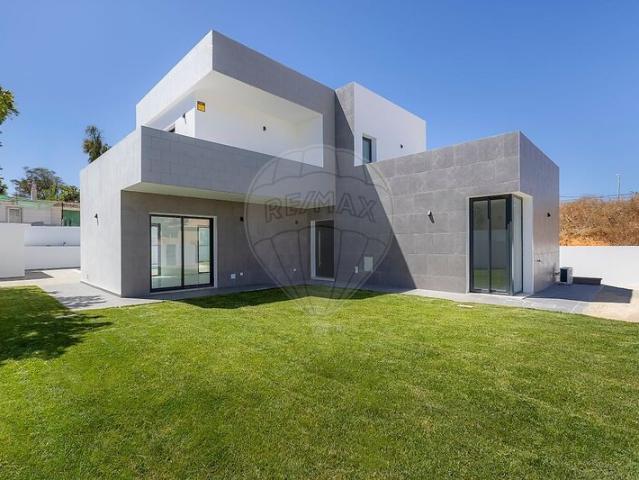 Moradia V3 à venda em concelho de Lagos, Faro, Portugal