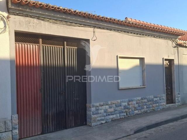 Moradia V3 à venda em Alpiarça, concelho de Alpiarça, Santarém, Portugal