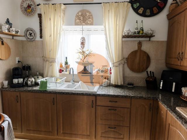 Moradia V3 à venda em Juncais, São Brás de Alportel, concelho de São Brás de Alportel, Faro, Portugal