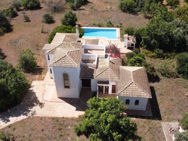 Moradia V3 à venda em Nora, São Bartolomeu de Messines, concelho de Silves, Faro, Portugal