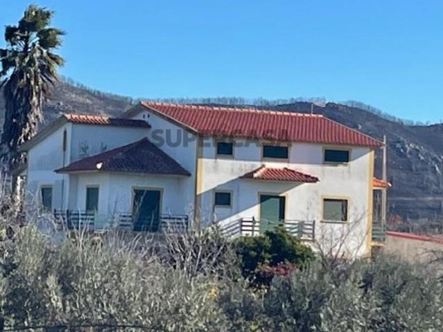 Moradia V3 com Terreno de 1.490 m² em Montes da Senhora | Proença a Nova