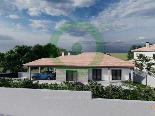 Moradia V3 com projeto aprovado a 10 minutos de Chaves | 26083697916