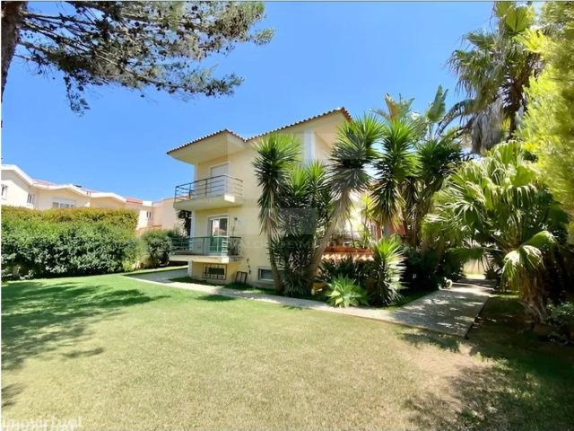 MORADIA V3 CONDOMINIO FECHADO ALDEIA DE JUSO, CASCAIS