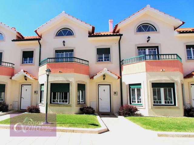 Moradia V3 em Condominio fechado Marinha Grande