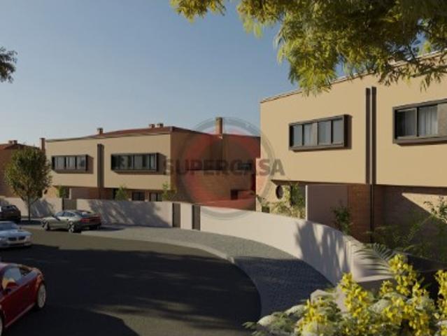 Moradia V3 + 1 em condomínio privado Madalena Vila Nova de Gaia