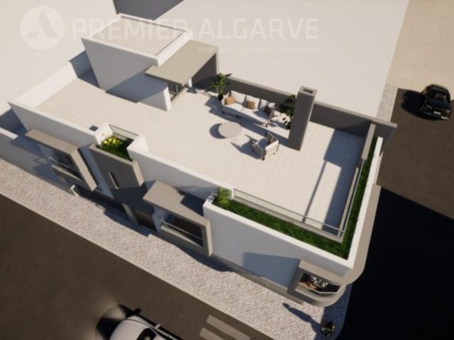 Moradia v3 em fase final de construção no centro de Faro