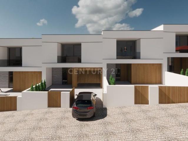 Moradia V3 em Vila Boa do Bispo Pombal, Marco de Canaveses Lote 4