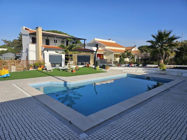 Moradia v3 isolada na Lagoa de Albufeira. 260m² Sesimbra Castelo