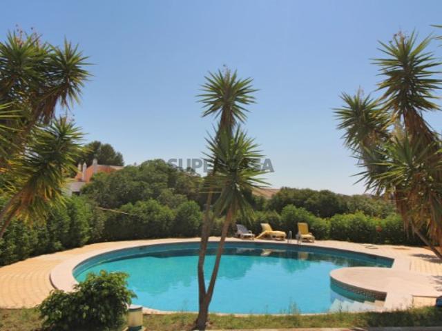 Moradia V3 para Venda em Alvor, Algarve