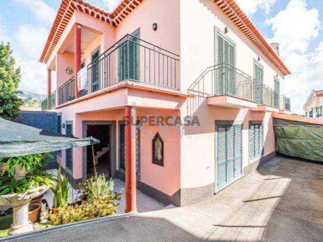 Moradia V3 | Rua do pico da Torre | Câmara de Lobos, Ilha da Madeira