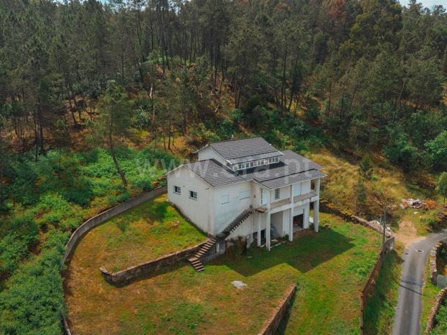 Moradia V3 Remodelada / Vouzela 144m² São Miguel Do Mato