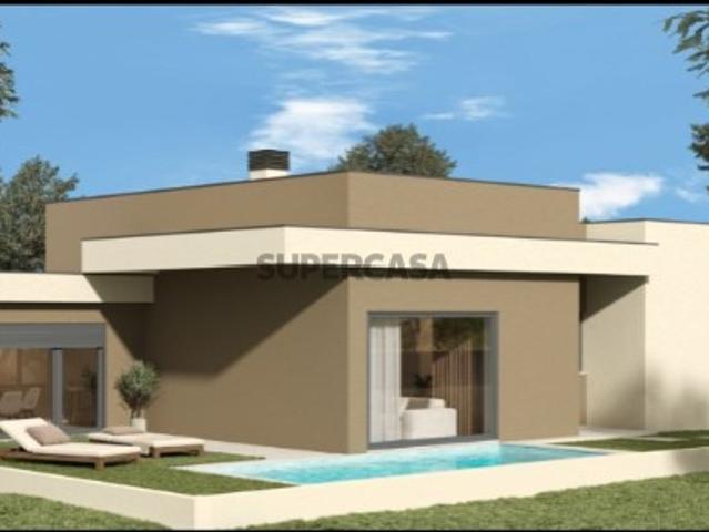 Moradia V3 Térrea com piscina em Pinhal General, Fernão Ferro