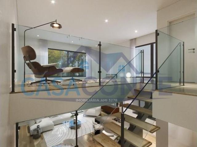 Moradia V3 + 1 com Piscina na Lagoa de Albufeira. 0m² Sesimbra Castelo