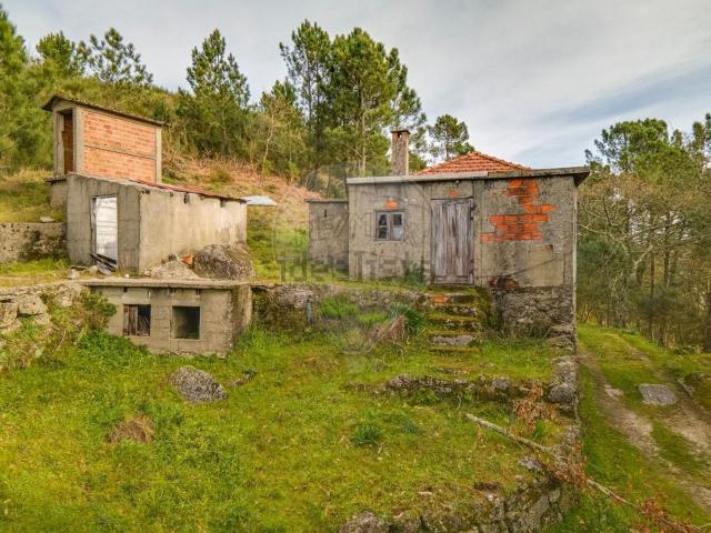 Moradia, Valadares