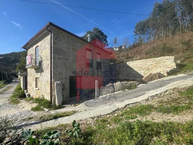 Moradia, Valbom e Passô