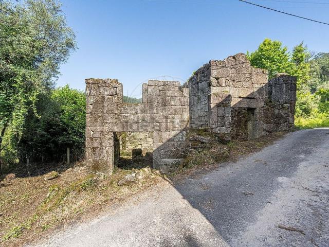 Moradia, Valbom e Passô