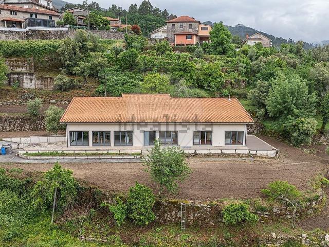 Moradia, Valdosende